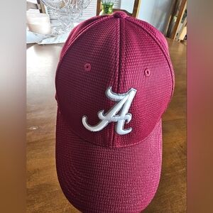 Alabama Crimson Tide, Fitted, Baseball Cap with Embroidered Logo.